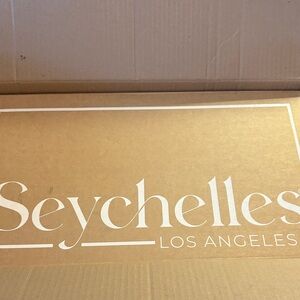 Seychelles Los Angeles Tan Box